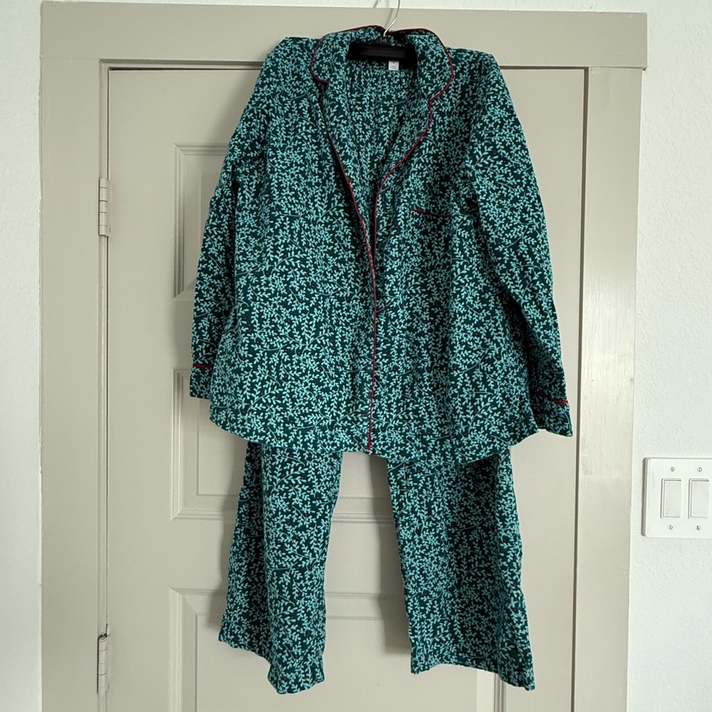 Green Floral Pajama Set
